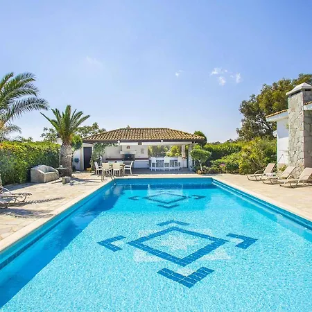 Maseri Villa *
